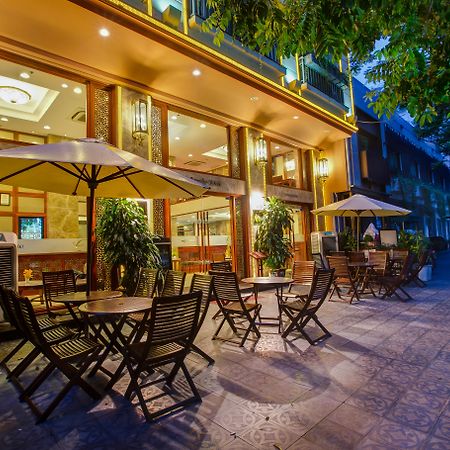 Conifer Boutique Hotel Ханой Екстер'єр фото