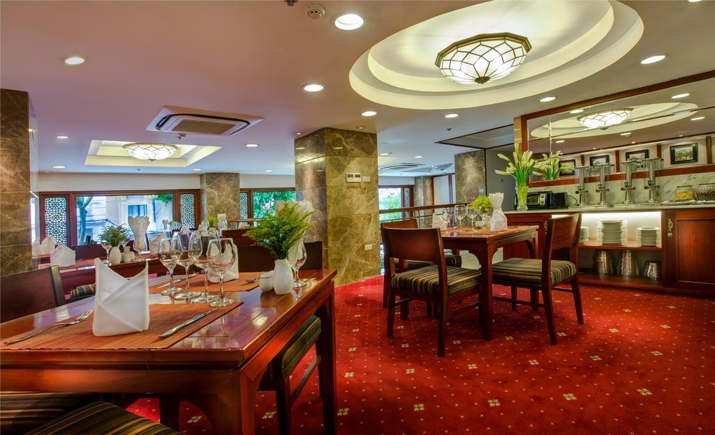 Conifer Boutique Hotel Ханой Екстер'єр фото